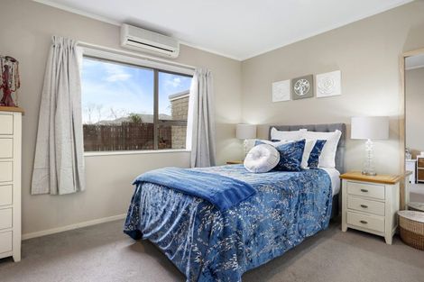 Photo of property in 2/93 Florence Avenue, Orewa, 0931