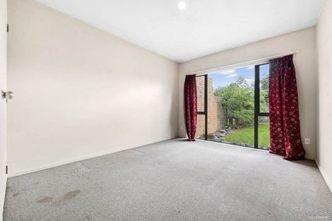 Photo of property in 4/202 Massey Road, Mangere East, Auckland, 2024