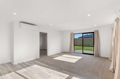 Photo of property in 35 Herridge Street, Woodend, 7691