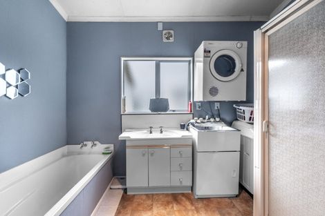 Photo of property in 25 Huron Street, East Gore, Gore, 9710