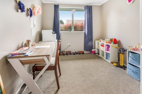 Photo of property in 29 Penney Green, Nawton, Hamilton, 3200