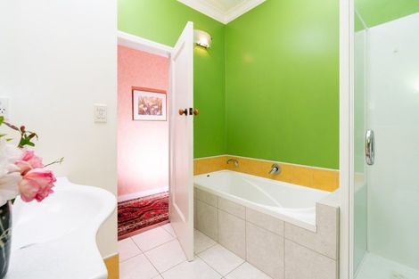 Photo of property in 15 Thane Road, Roseneath, Wellington, 6011