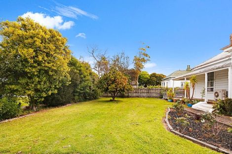 Photo of property in 104 Stafford Street, Whataupoko, Gisborne, 4010