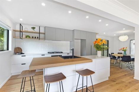 Photo of property in 68 Landsdowne Terrace, Cashmere, Christchurch, 8022