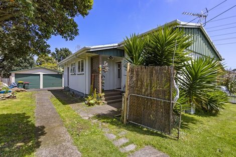 Photo of property in 21 Marama Crescent, Spotswood, New Plymouth, 4310