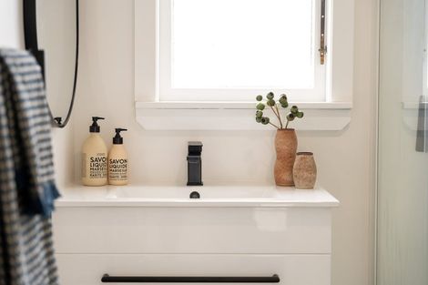 Photo of property in 12 Rata Street, Maeroa, Hamilton, 3200