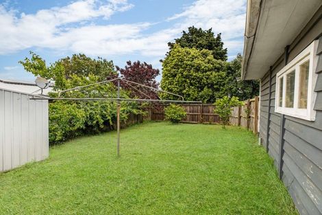 Photo of property in 5 Collingwood Road, Waiuku, 2123