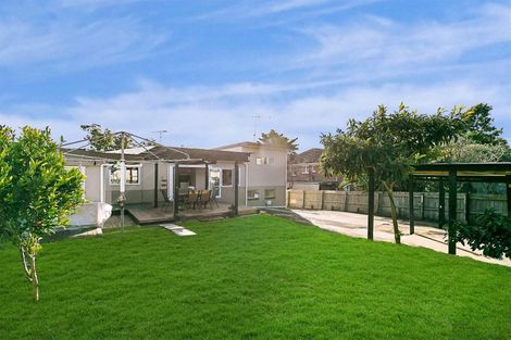 Photo of property in 256a Bucklands Beach Road, Bucklands Beach, Auckland, 2012