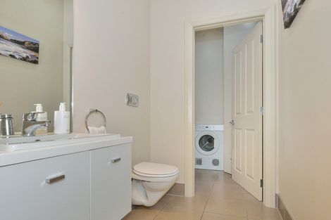 Photo of property in 1/40 Reads Quay, Gisborne, 4010