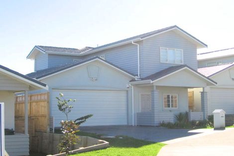 Photo of property in 14 Mulvaney Crescent, Henderson, Auckland, 0612