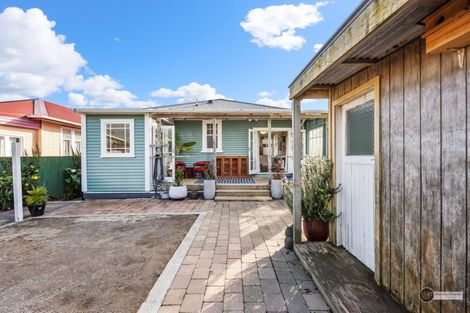 Photo of property in 24 Collins Street, Petone, Lower Hutt, 5012