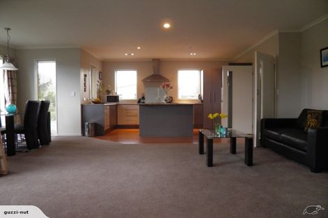 Photo of property in 10 Robinia Mews, Rangiora, 7400