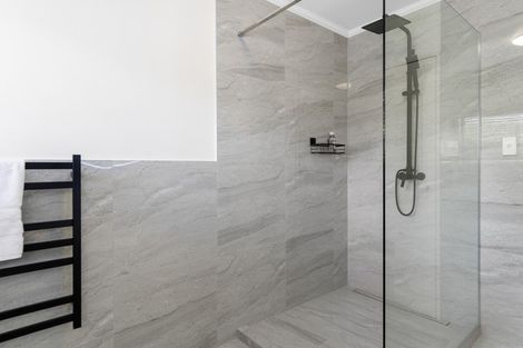 Photo of property in 15 James Cook Drive, Welcome Bay, Tauranga, 3112