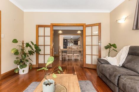 Photo of property in 10 Gloucester Street, Silverstream, Upper Hutt, 5019