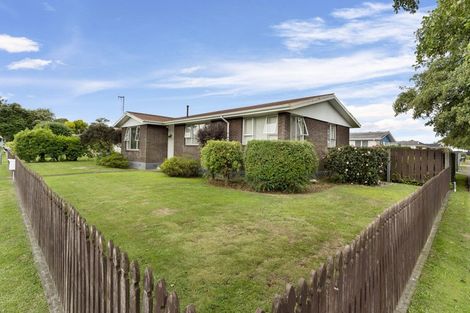Photo of property in 22 Monowai Place, Westbrook, Palmerston North, 4412