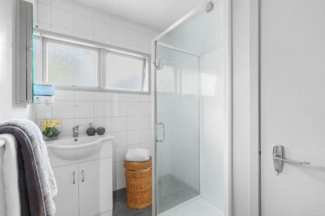 Photo of property in 1/197 Forrest Hill Road, Forrest Hill, Auckland, 0620