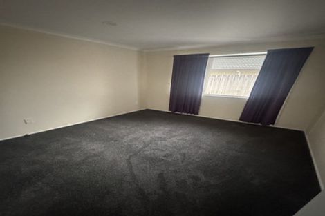 Photo of property in 35 Nottingham Drive, Hamilton East, Hamilton, 3216