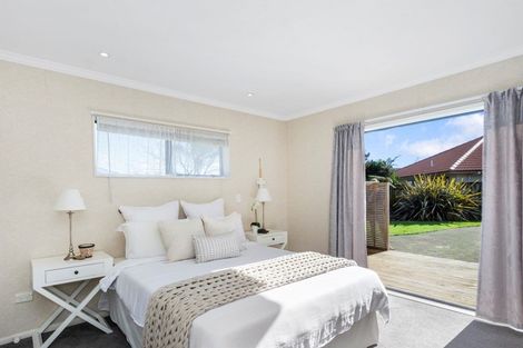 Photo of property in 10 Carlsberg Place, Papamoa Beach, Papamoa, 3118