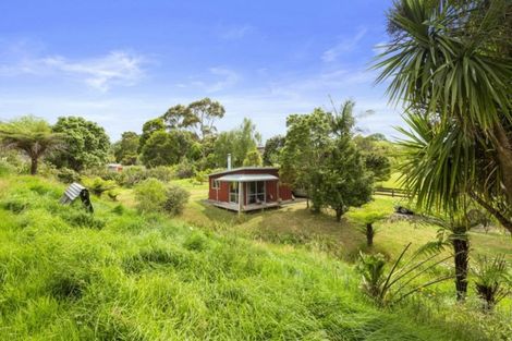 Photo of property in 28b Point Street, Raglan, 3225