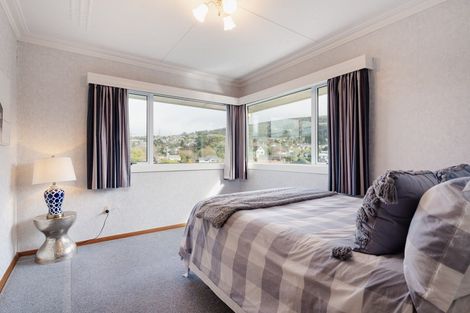 Photo of property in 8 Jason Street, Helensburgh, Dunedin, 9010