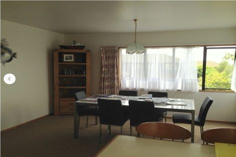 Photo of property in 115 Wiseley Road, West Harbour, Auckland, 0618