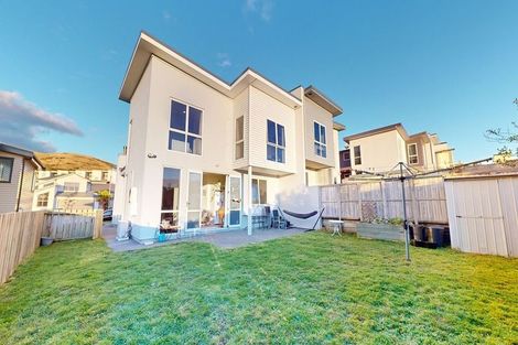 Photo of property in 10 Cedarwood Street, Woodridge, Wellington, 6037