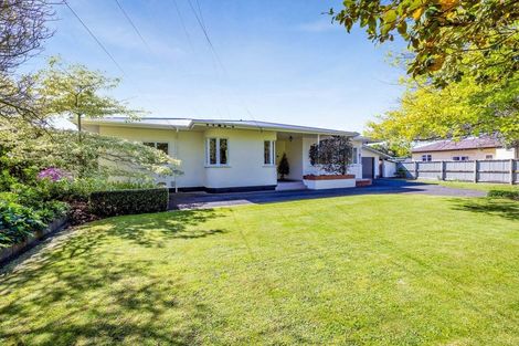 Photo of property in 4 Collins Street, Hawera, 4610