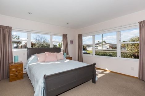 Photo of property in 10 Pembroke Street, Taradale, Napier, 4112
