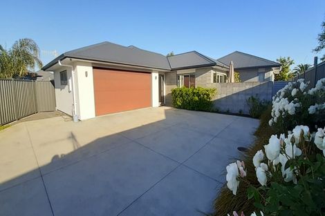 Photo of property in 11 Rotoiti Way, Poraiti, Napier, 4112