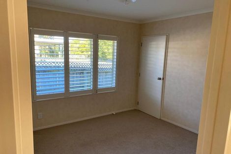 Photo of property in 13 Adair Place, Weymouth, Auckland, 2103