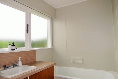 Photo of property in 194 Muhunoa Road East, Ohau, Levin, 5570