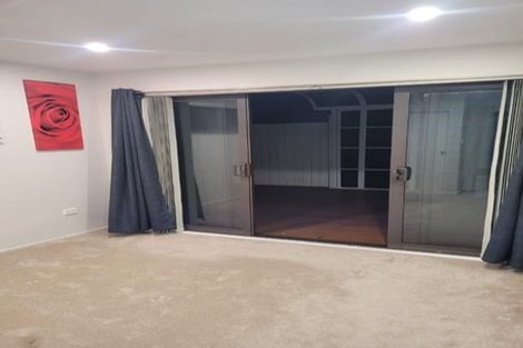 Photo of property in 22 Pomaria Road, Henderson, Auckland, 0610