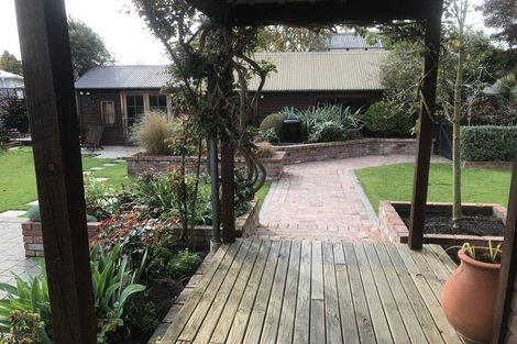 Photo of property in 23 Courtenay Street, St Albans, Christchurch, 8014