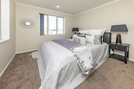 Photo of property in 27 Bellbird Street, Papakura, 2110