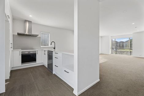 Photo of property in 31 Aviation Street, Takanini, 2112