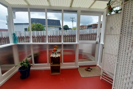 Photo of property in 35 Western Road, Bellevue, Tauranga, 3110