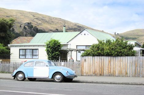 Photo of property in 6 Colenso Street, Sumner, Christchurch, 8081