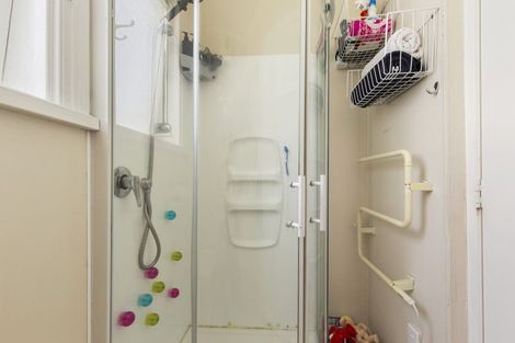 Photo of property in 30 Lavaud Street, Berhampore, Wellington, 6023