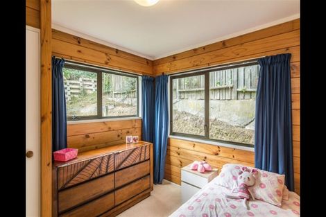 Photo of property in 6 Tatum Way, Johnsonville, Wellington, 6037