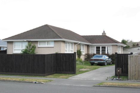 Photo of property in 92 Kendal Avenue, Burnside, Christchurch, 8053