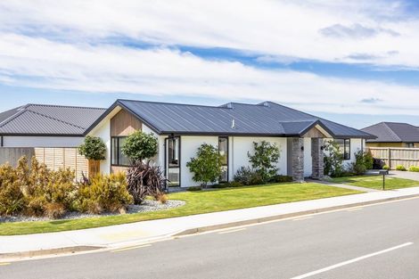 Photo of property in 1 Stonyer Street, Woodend, 7610