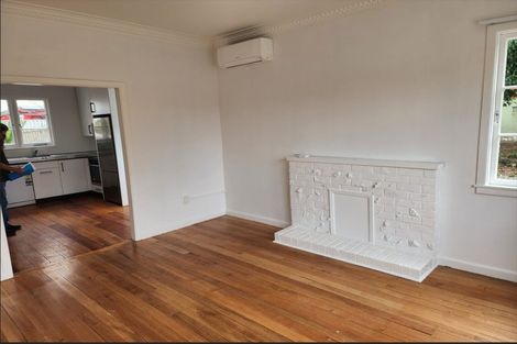 Photo of property in 15 Fowlds Avenue, Sandringham, Auckland, 1025