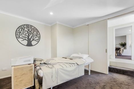 Photo of property in 2/17 Moffat Road, Red Beach, 0932