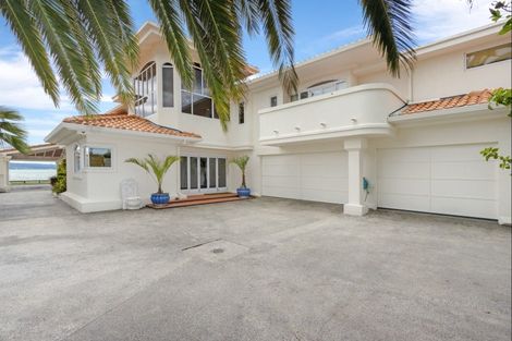 Photo of property in 14 Charles Street, Westshore, Napier, 4110