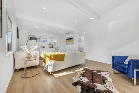 Photo of property in 5 Astor Place, Manurewa, Auckland, 2102