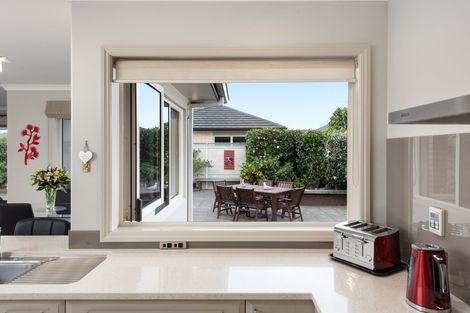 Photo of property in 20 Oceania Sands Way, Papamoa Beach, Papamoa, 3118