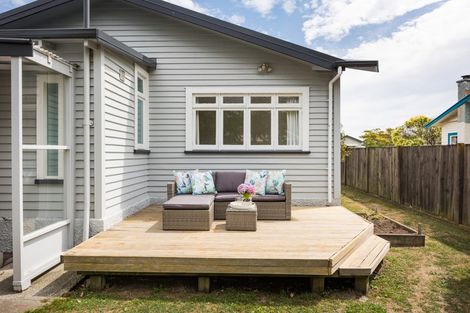 Photo of property in 81 Heretaunga Street, Palmerston North, 4414