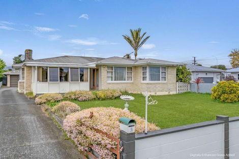 Photo of property in 2 Elizabeth Street, Levin, 5510