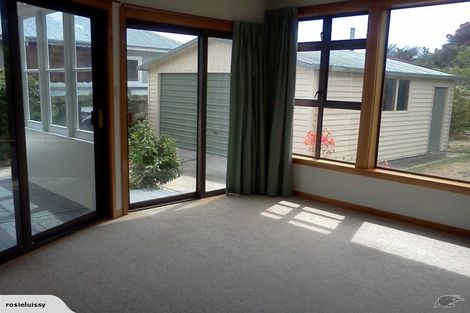 Photo of property in 81 Wiggins Street, Sumner, Christchurch, 8081