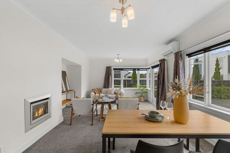 Photo of property in 15 Roa Road, Fendalton, Christchurch, 8041